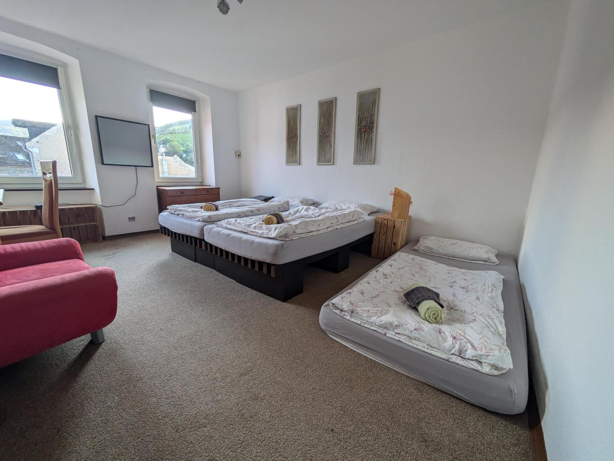Monkey Factory - Mini Home-Stay Hostel Traben-Trarbach Cameră foto