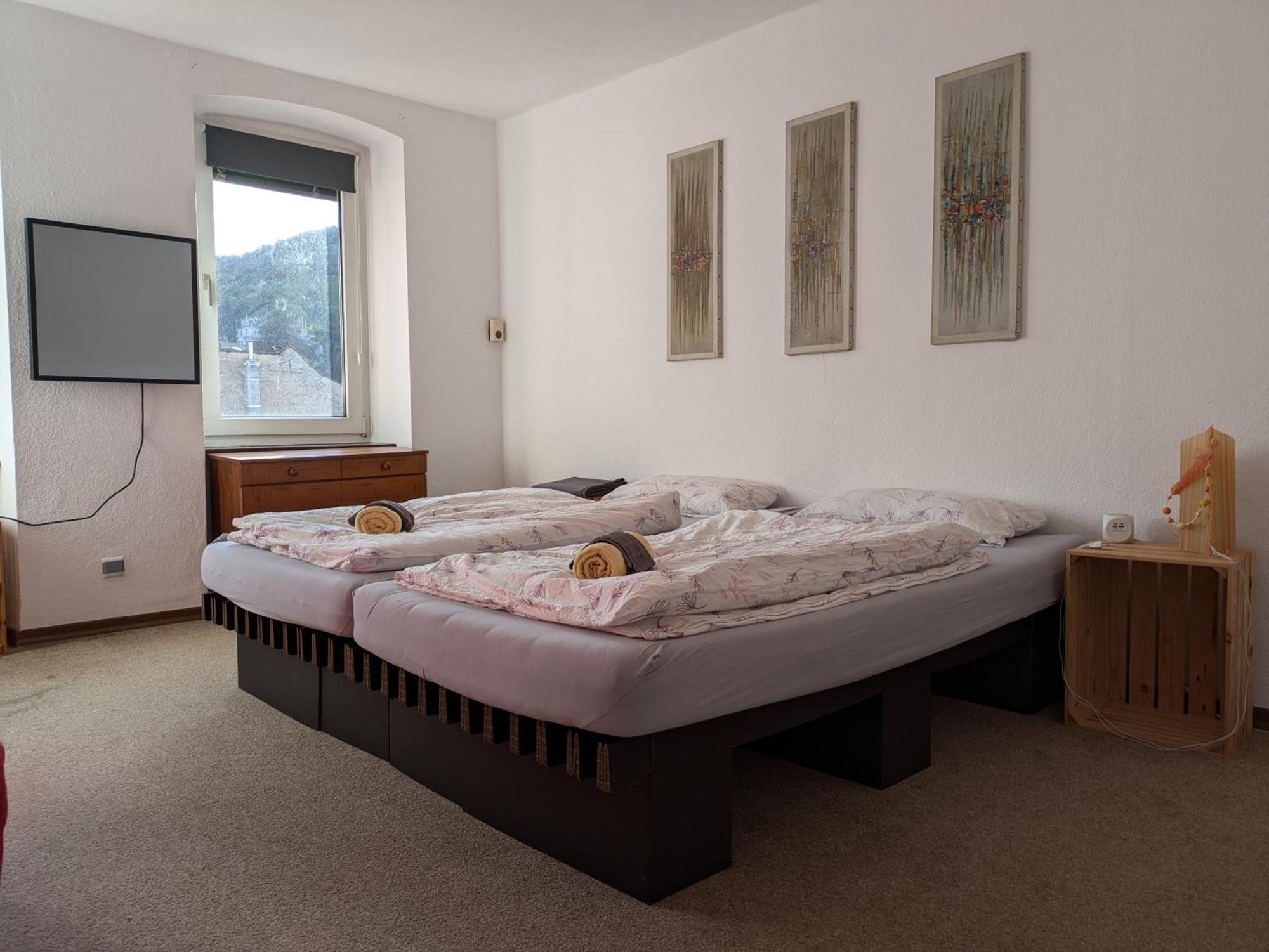 Monkey Factory - Mini Home-Stay Hostel Traben-Trarbach Cameră foto